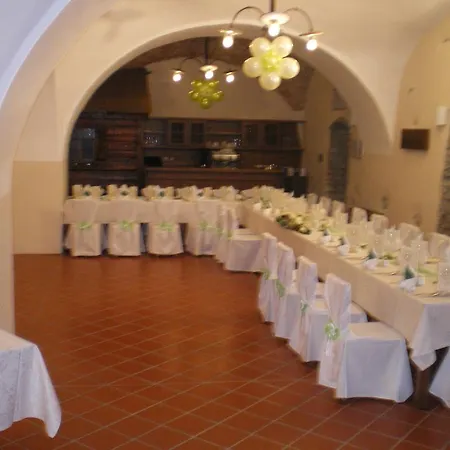 Hotel Dvorec Jeruzalem 4*