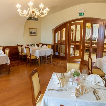 Dvorec Jeruzalem 4* Ivanjkovci