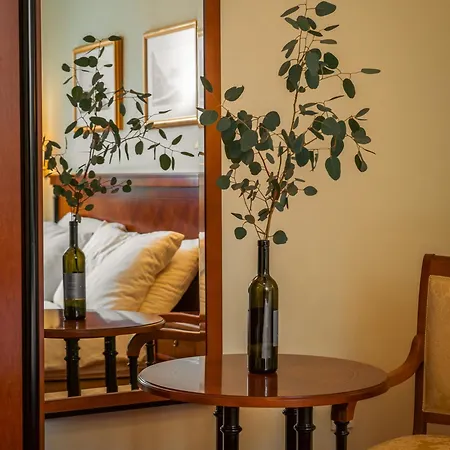 Hotel Dvorec Jeruzalem 4*