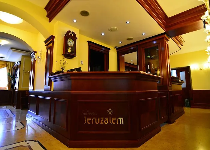 Dvorec Jeruzalem מלון 4*