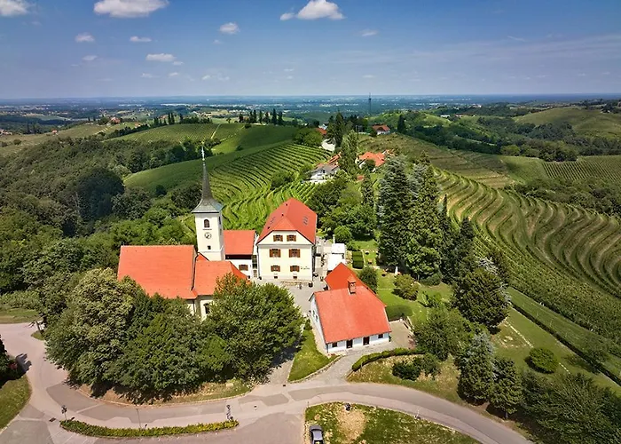 Dvorec Jeruzalem 酒店