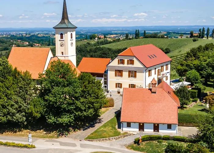 Dvorec Jeruzalem מלון